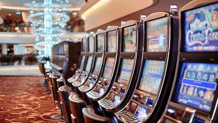 Roadbet গোল্ডেন হর্স গেমের থিম ও সোনালি ঘোড়ার দৃশ্য